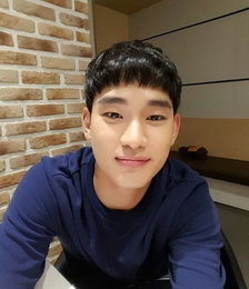 김수현, 프로듀사 촬영 현장…"꽃 미모 신입PD" 심쿵 비주얼