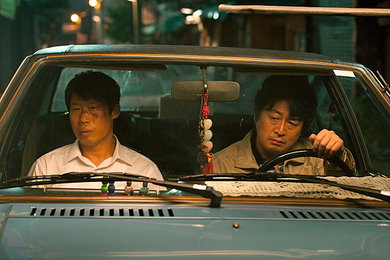 [주말영화]곽경택 '극비수사', '쥬라기 공원'과  경합...