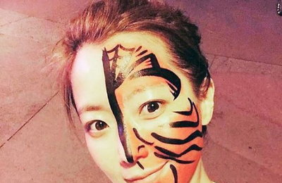 김희선, 역대급 반전 미모? "LA 디즈니랜드에서…"