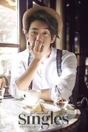 싱글즈 B1A4 공찬 화보 공개 ‘요리하는 남자 변신’