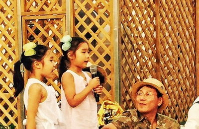 윤종신, 아빠의 행복한 미소…"사랑스러운 내 딸들"