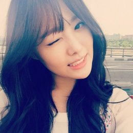 송지은, '연애세포' 발매 홍보중 "알렉스와 선배님과 함께"