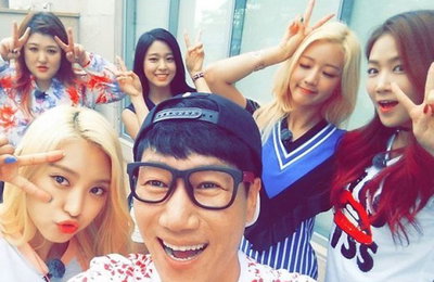 지석진, 女 아이돌과 다정한 모습 '함박 미소'