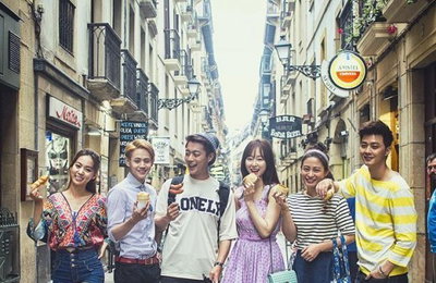 윤두준, 양요섭, 서현진…유럽 빛낸 훈남·훈녀 비주얼