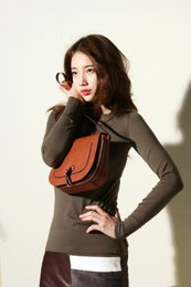 수지, 비하인드컷이 공개...’무보정 늘씬 몸매'
