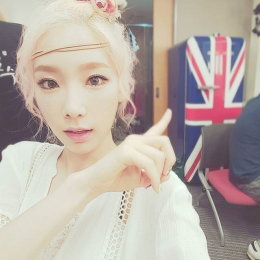 '소시' 태연, 러블리 백금발 소녀…"화사한 미모"