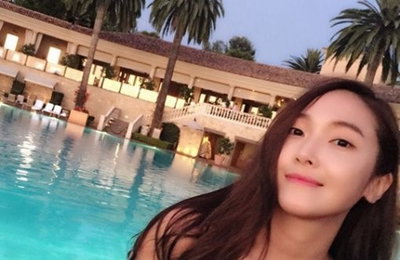 SM과 결별한 제시카, 휴양지서 “삶의 매 순간 즐기세요”