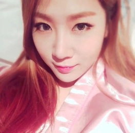 '씨스타' 소유, 핑크빛 스타일링…"청순여신 포스"
