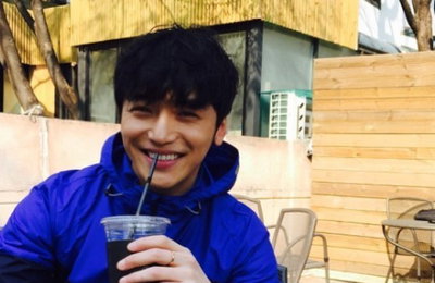 변요한, 화사한 일상 컷 ‘훈훈 남친’ 비주얼