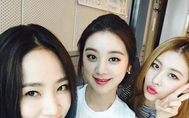 원더걸스, '최화정의 파워타임' 빛낸 미모…"상큼 발랄"