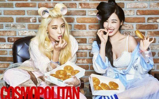 티파니, 절친 보라와 화보 공개, “수수+ 섹시"