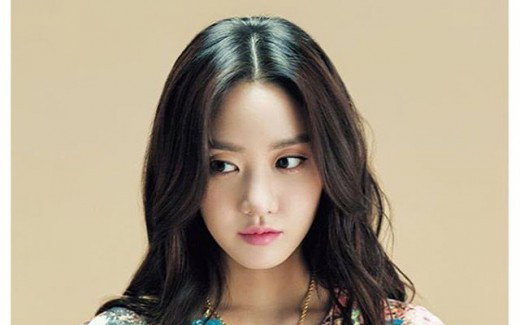 '진짜 사나이' 한그루, 세련미 화보 "여신 미모"