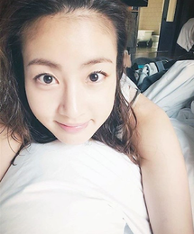 배우 강소라, 셀고의 수난…"조명만 거들 뿐"