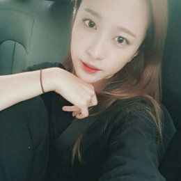 EXID 하니, 무결점 민낯 셀카