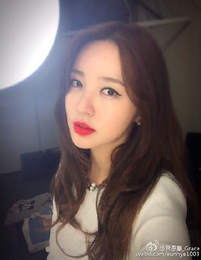 윤은혜 표절 논란 재점화…디자이너 "표절 맞다" 또 주장