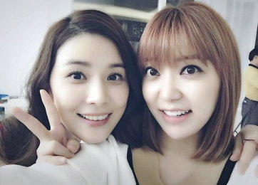 이보영, 출산 후 근황…"단아한 모습" 뽐내