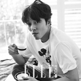 공유, 훈훈 남친 비주얼...'흑백의 자연스러운 멋'