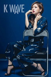 정소민, 반전 매력 뽐내...'매혹+도도함 발산'