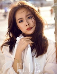 한지민, 절정의 고혹미…"팜므파탈, 가을여신"