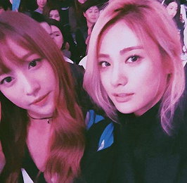 나나·하니, 비주얼 투톱…"화사한 투샷" 뽐내