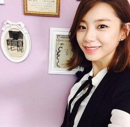 박수진, 새신부의 미소…"러블리 꽃미녀의 자태"