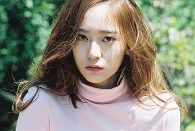 에프엑스 크리스탈, 중국어권 스타와 '갭' 모델