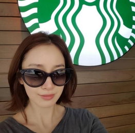 김태희, 수수한 일상 속 빛나는 미모…'청초한 미모'