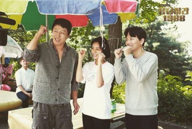 '응답1988' 김수로, 인증샷 공개 "쏙쏙 들여다보는 수로도사"