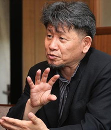 '연평해전' 김학순 감독, 해군에 장학금 1억원 쾌척