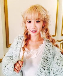 'TTS' 태연, 금발의 바비…"말괄량이 삐삐머리"