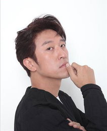 코요태 빽가, 7년만에 포토에세이 '고마워요' 출간