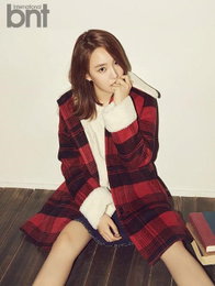윤하, 음악적으로는 많이 성숙해져...'A라인 스커트+모던한 분위기'
