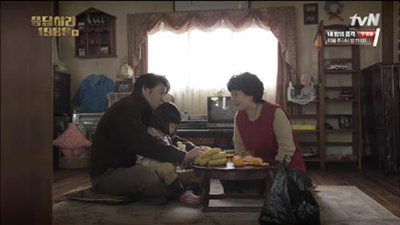 '응팔'의 '중년의 사랑'…택 아빠-선우 엄마 러브라인 관심