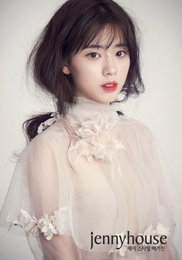 신세휘, 신비로운 매력 발산...'최고 청순미'