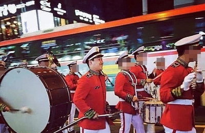 스윙스, 의병전역 후 영리활동에 사과…"돈이 없어서"