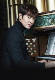 이민호 첫 토크콘서트에서 한중일 팬 4천명 만나