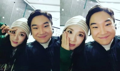 유재환, 산다라박과 다정한 포즈 "영광입니다 누나"