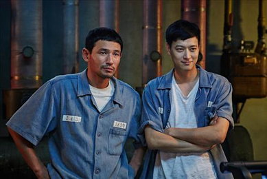 '검사외전' 이틀째 100만 돌파…설연휴에도 '독무대' 전망