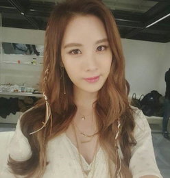 서현, 청초한 미모로 설맞이 인사