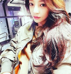 구하라, 압도적 성숙미…'안구정화 비주얼' 뽐내