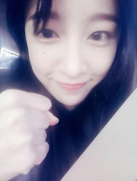하니, 건강 복귀 청신호…"힘을 내요, 온리원"