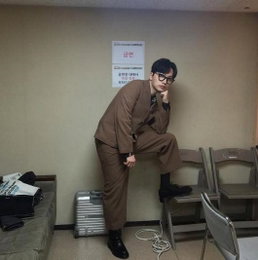 이동휘 is 뭔들, '응팔 콘서트'에 등장한 패셔니스타