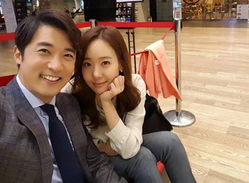 안재욱·소유진, 밤늦은 촬영 인증…"남들 출근, 난 퇴근"
