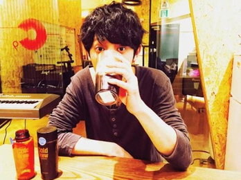 정준영, 한 잔의 여유…"굿~모닝커피"