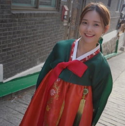 하연수, 단아한 한복자태 자랑 '귀여운 꼬부기'