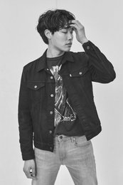 류준열, ‘글로리데이’ B컷 화보 최초 공개 '출구없는 매력남'