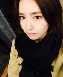 신세경, 드라마 종영 후 근황 공개 "미모가 반짝반짝"