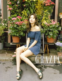 밀라노 여신 나나, 인형이 따로 없네