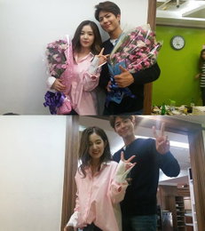 박보검·아이린, '뮤뱅' 회식서 찰칵.."1주년 기념"