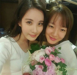 임수정·서현, 러블리 자매…"꽃보다 청순"